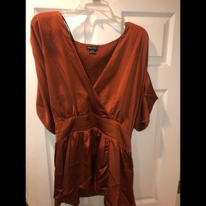 Plus size tie back top